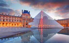 Exploring the Louvre: Love and Art Combined